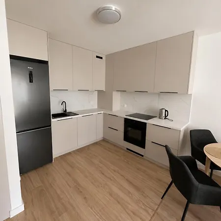 Nad Stawami Z Ogrodkiem Apartment *
